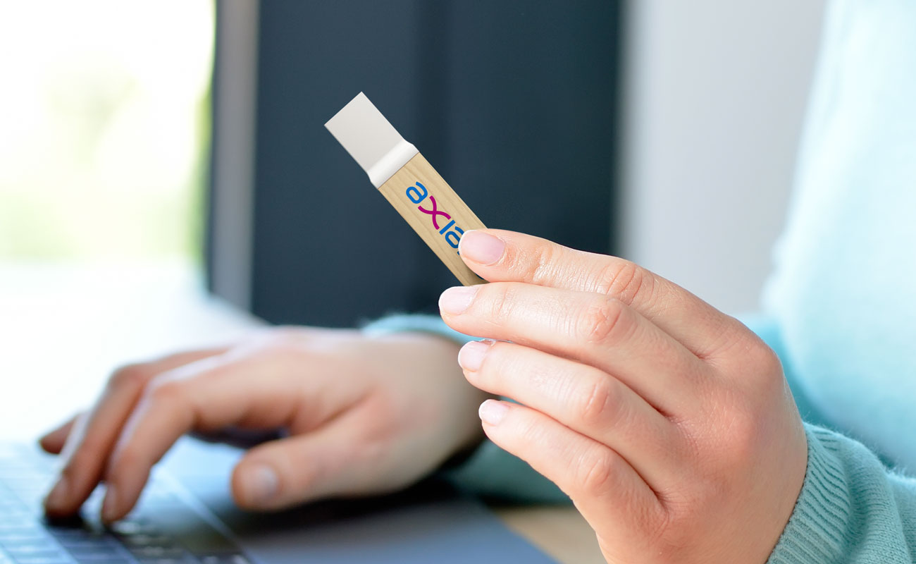 Carve - Wooden USB Drive gallery thumbnail