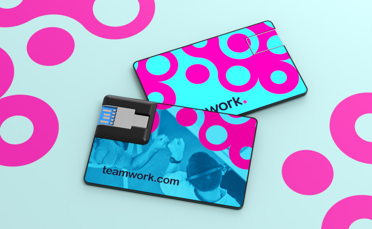 Wafer Duo - Credit Card USB Flash Drive gallery thumbnail